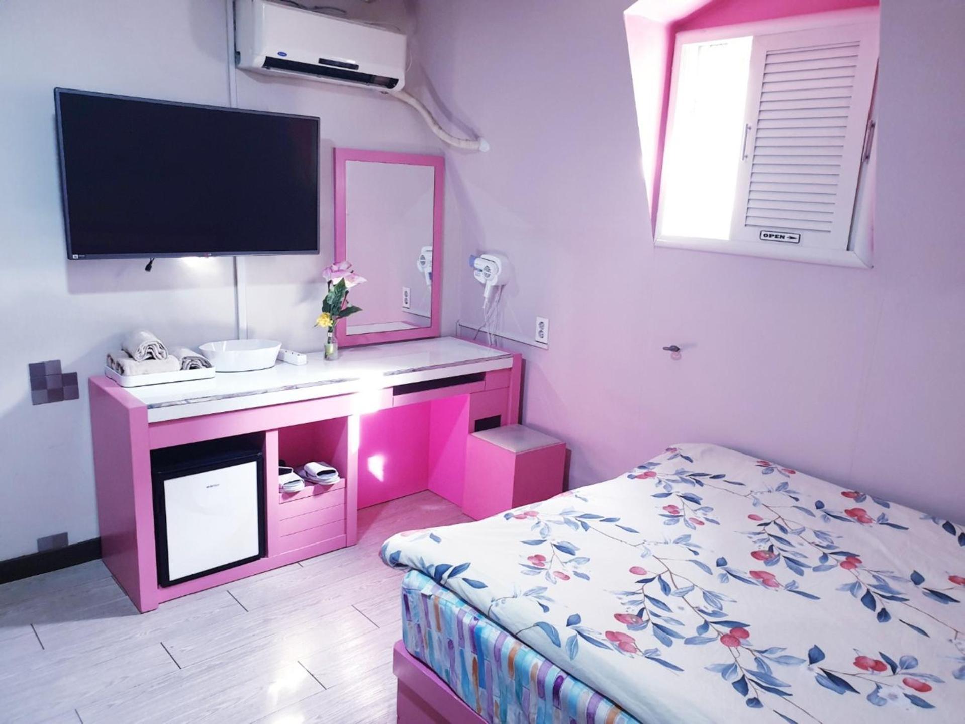 Oppa Hostel Sinchon-Hongdae Seoul Ngoại thất bức ảnh